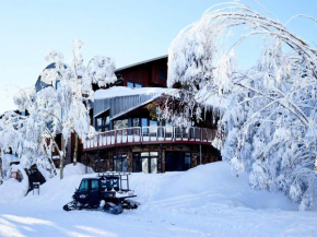 Гостиница Astra Lodge Falls Creek, Фолс Крик